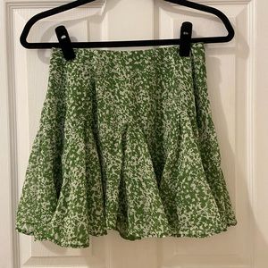 Green printed skirt. Size S. *Brand new with tags*